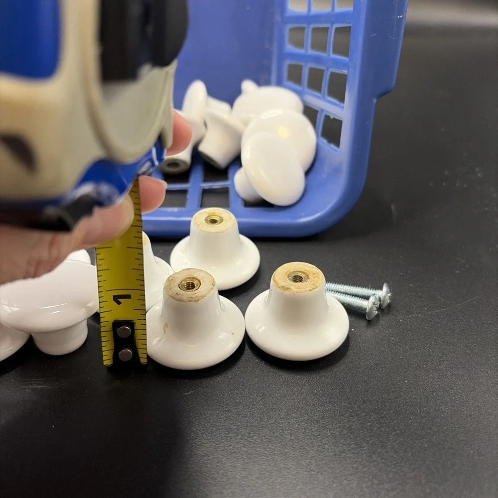 Porcelain White Cabinet Knobs Drawer Pulls 1.25